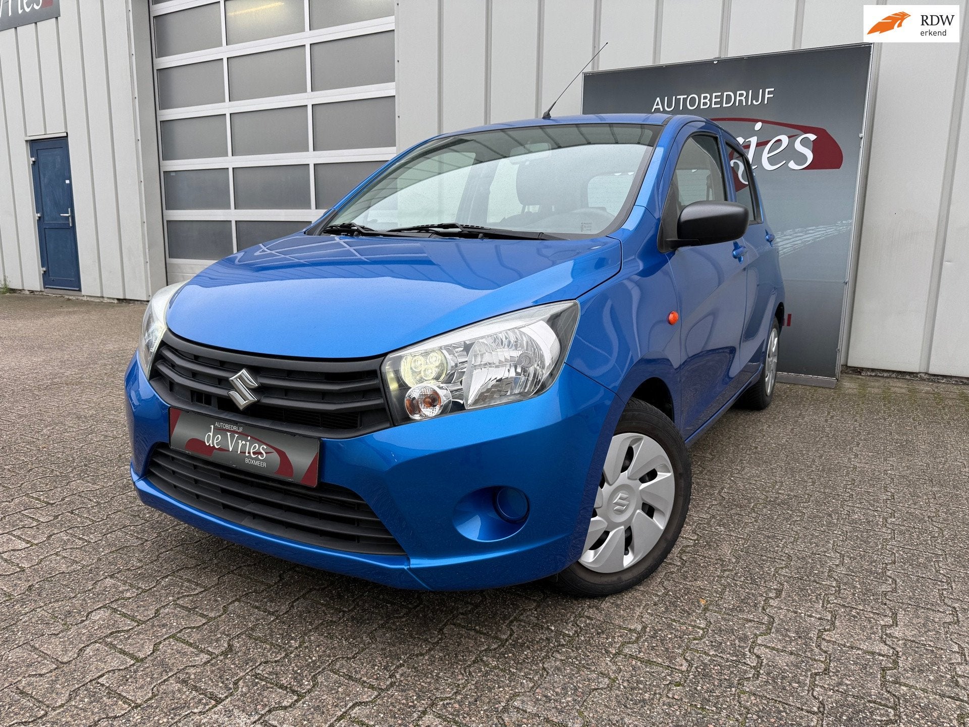 Suzuki Celerio 1.0 Comfort 5 DRS / AIRCO / RADIO / BLUETOOTH, Dealer onderhouden, Stof, Gebruikt, Zwart