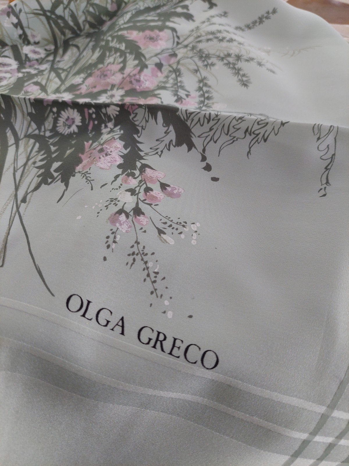 OLGA GRECO Zijden Sjaal met Bloemenprint, OLGA GRECO, Ophalen of Verzenden, Zo goed als nieuw