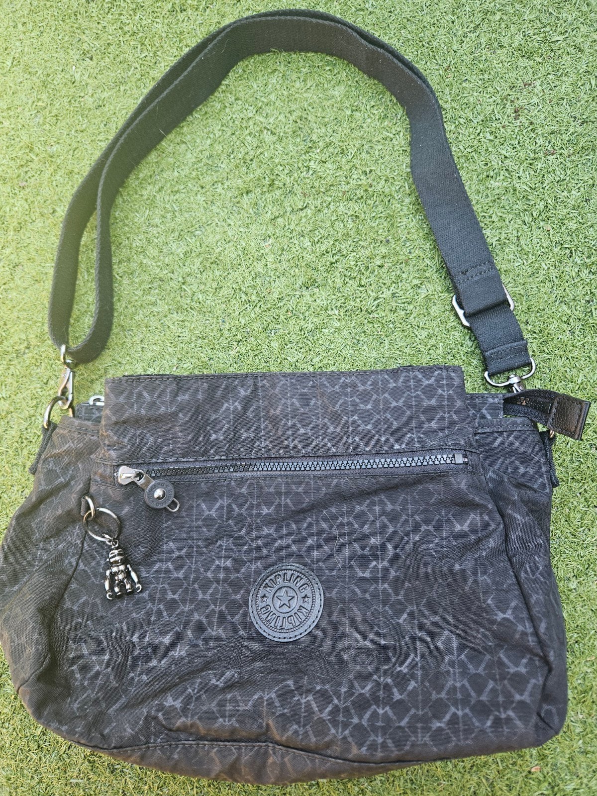 Kipling Elysia Schoudertas - Zwart met patroon, Ophalen of Verzenden, Gebruikt, Zwart, Schoudertasje