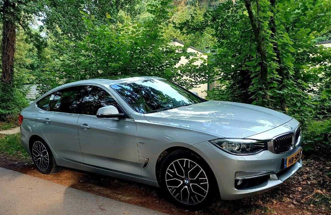 BMW 3-Serie GT 320I Aut8 2015 Grijs, Auto's, BMW, Achterwielaandrijving, Automatische klimaatregeling, 4 cilinders, 1535 kg