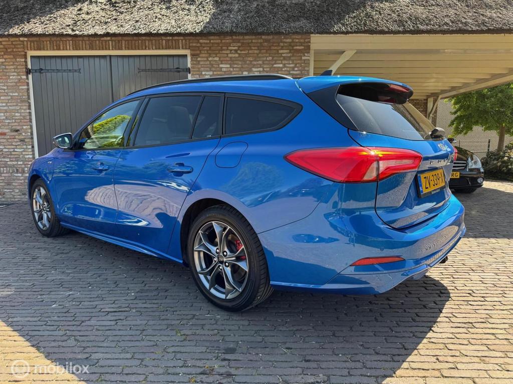 Ford Focus Wagon - 1.5 - EcoBoost ST - PANO dakraam, Auto's, Ford, 1345 kg, Euro 6, 150 pk, Blauw