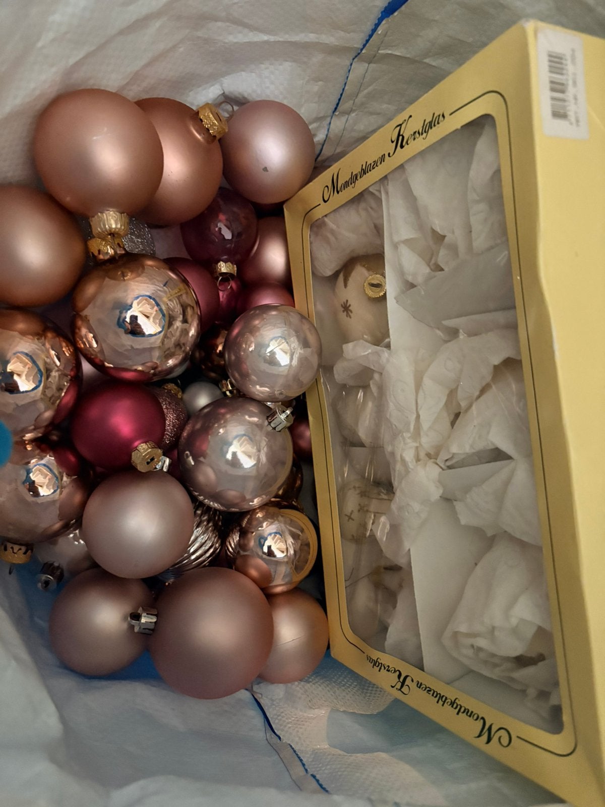 Tas met kerstballen, Ophalen, Zo goed als nieuw