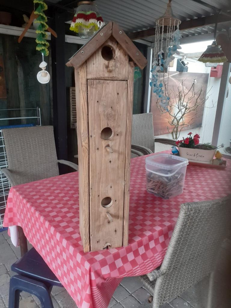Mooie 3-verdieping mussenflat van hergebruikt hout, Ophalen