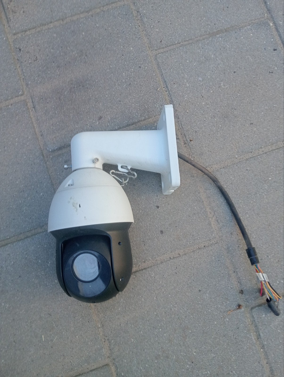 Beveiligingscamera met 25x optische zoom en nachtzicht, Ophalen of Verzenden, Gebruikt, Buitencamera