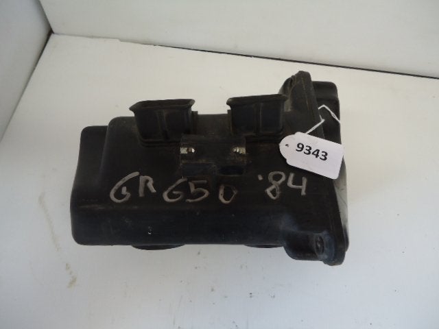 GR650 1983 - 1989 Suzuki Airbox D1-10478