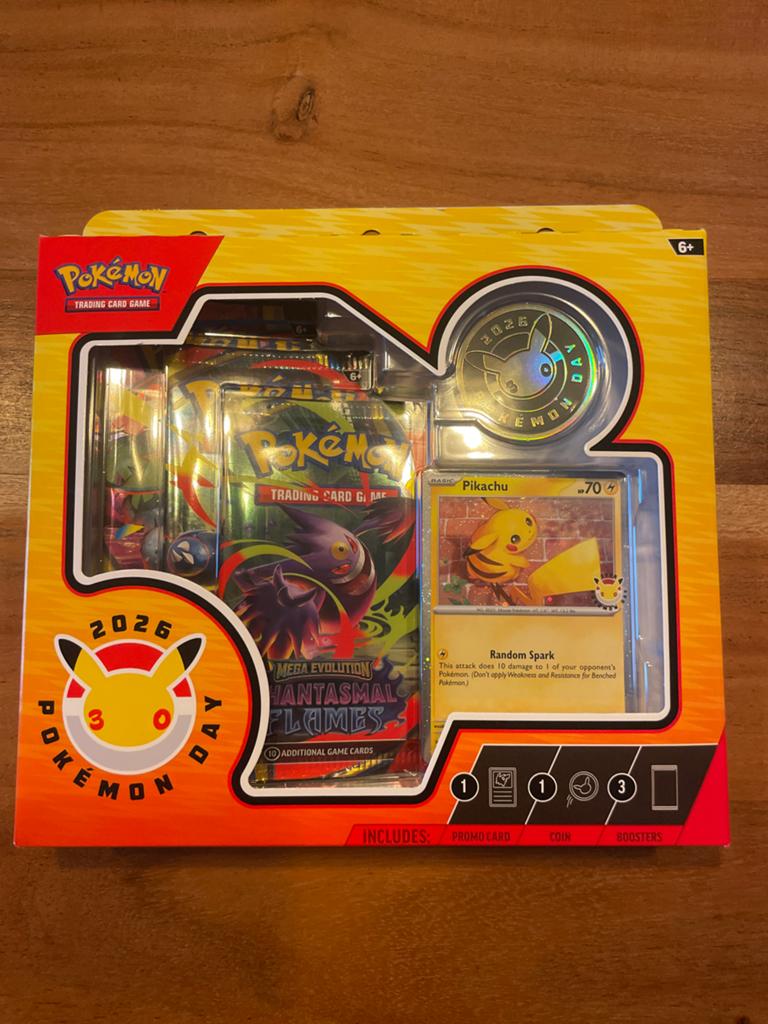 Pokémon Day 2026 Collectie Box - Pikachu Promo & Boosters, Ophalen of Verzenden, Nieuw, Overige typen