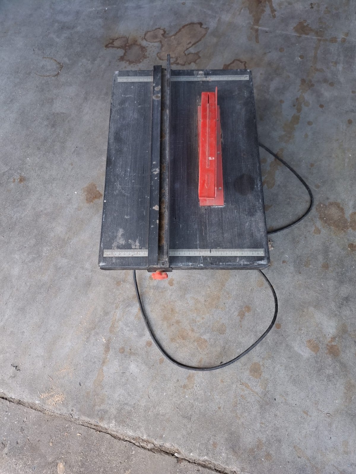 Kleine zaagtafel - Ideaal voor licht zaagwerk, Gebruikt, Overige typen, Ophalen of Verzenden, 30 tot 70 mm