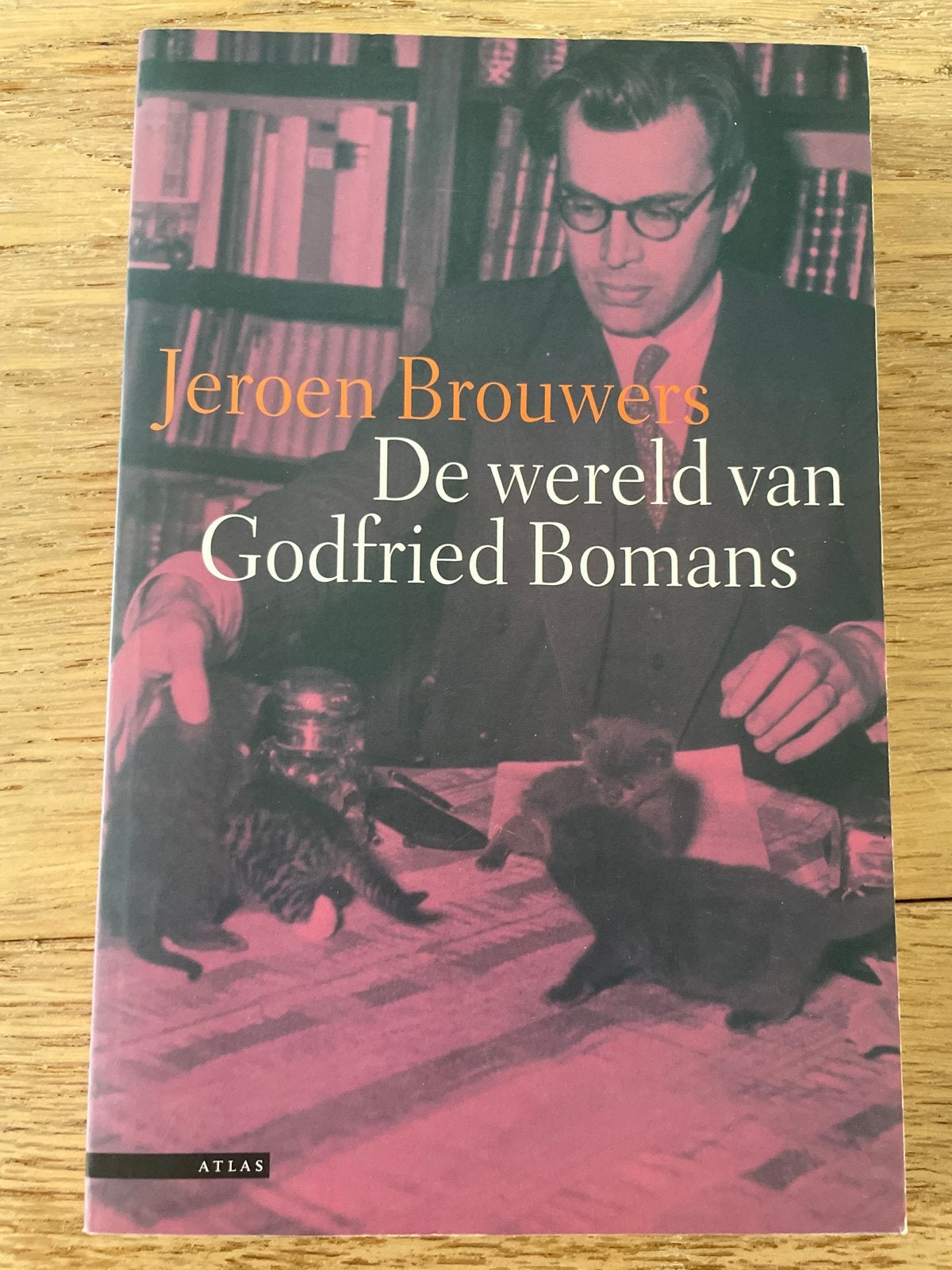Jeroen Brouwers - De wereld van Godfried Bomans, Ophalen of Verzenden, Zo goed als nieuw, Nederland
