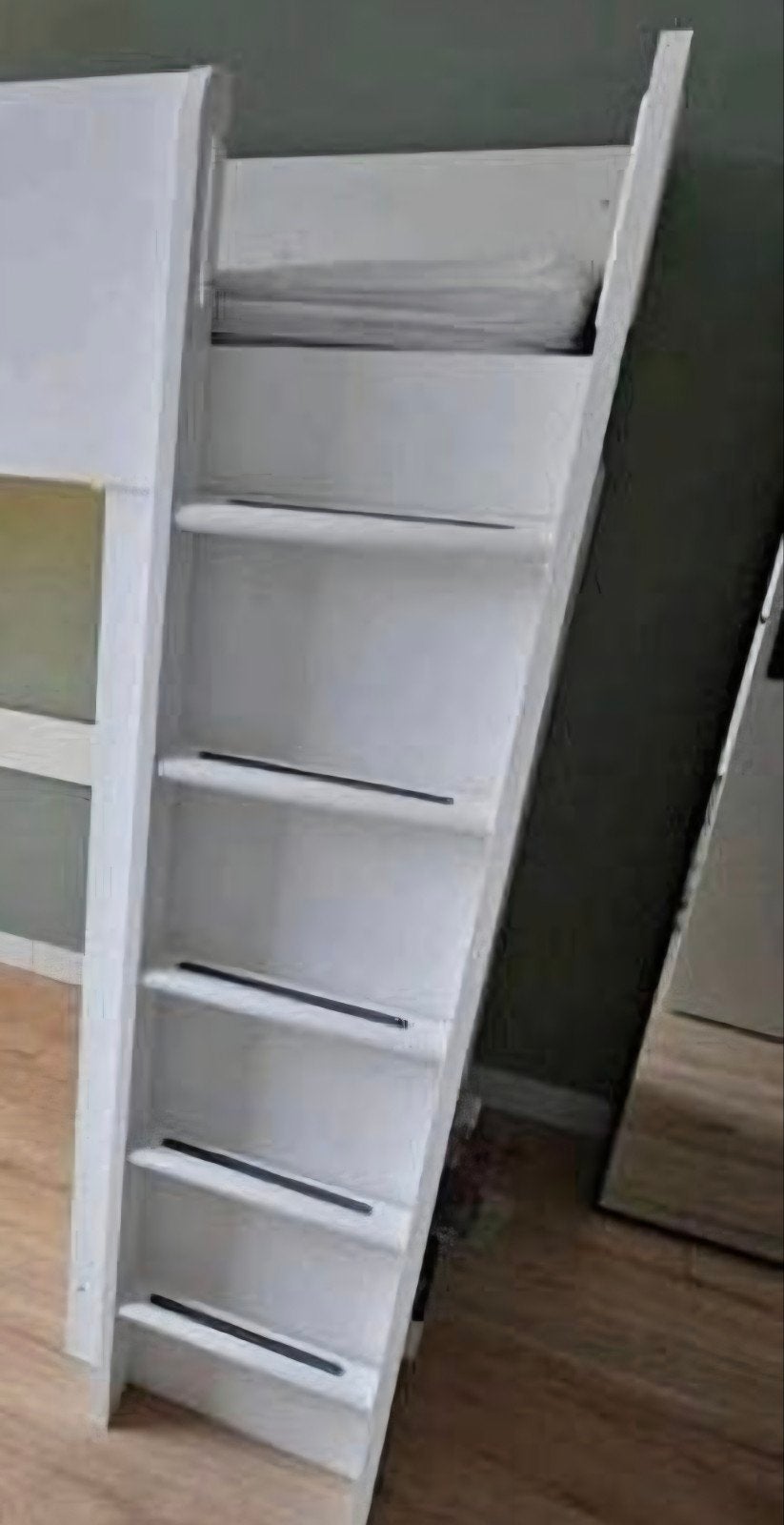 Gezocht trap voor ikea smastad hoogslaper, Huis en Inrichting, Gebruikt, Wit, Hout, Eenpersoons