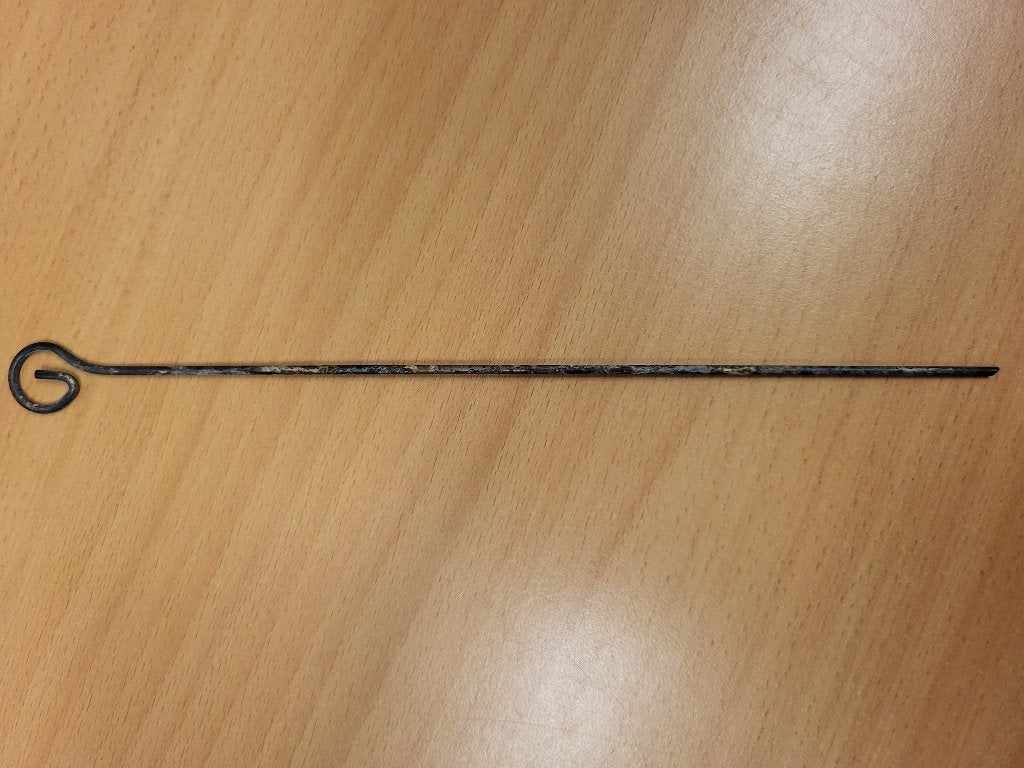 Bbq pennen.    1 X met kruloog.   Lengte per spies: 26 cm., Ophalen of Verzenden, Gebruikt