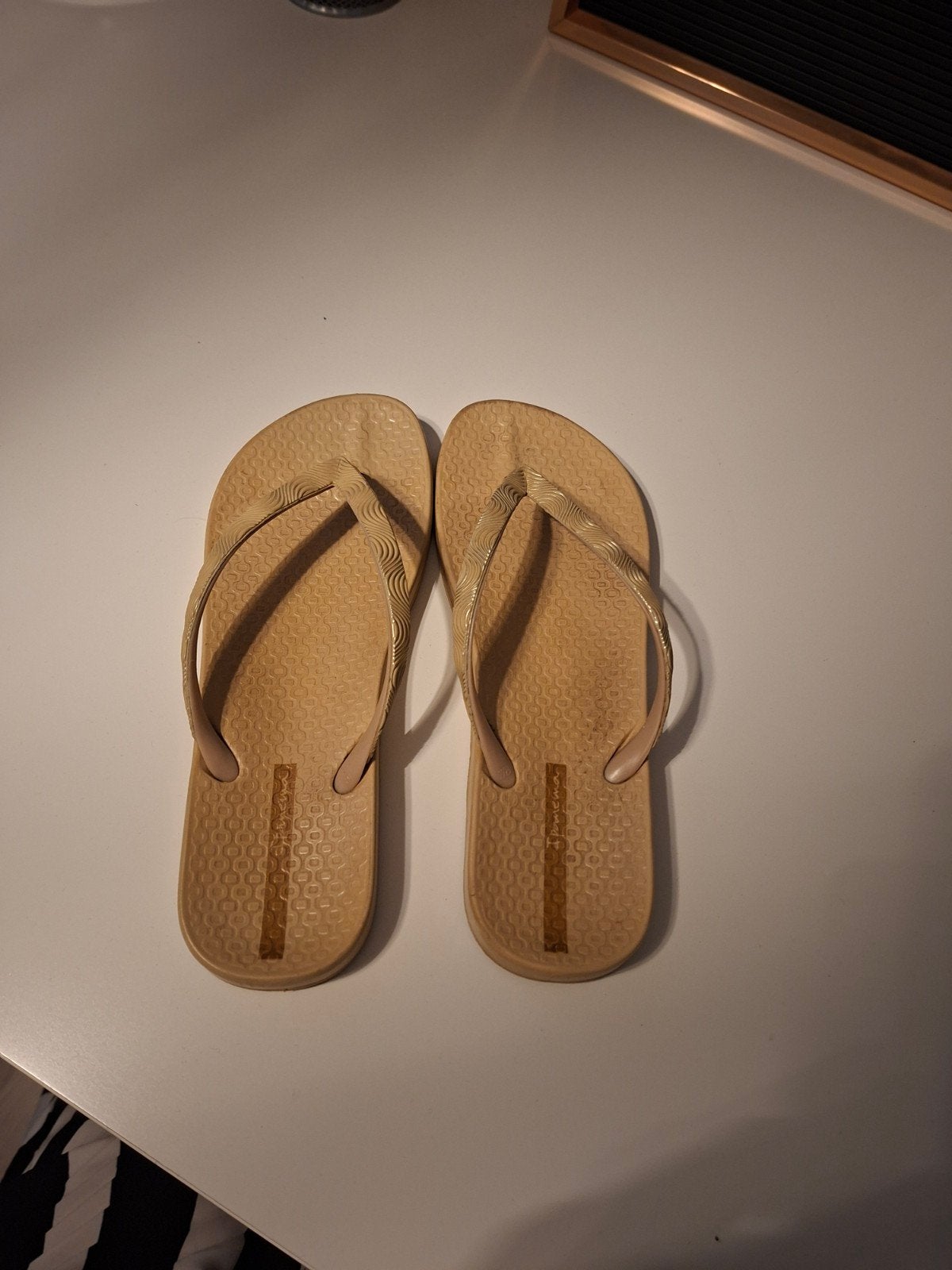 Ipanema slippers maat 39, Slippers, Beige, Ophalen of Verzenden, Ipanema