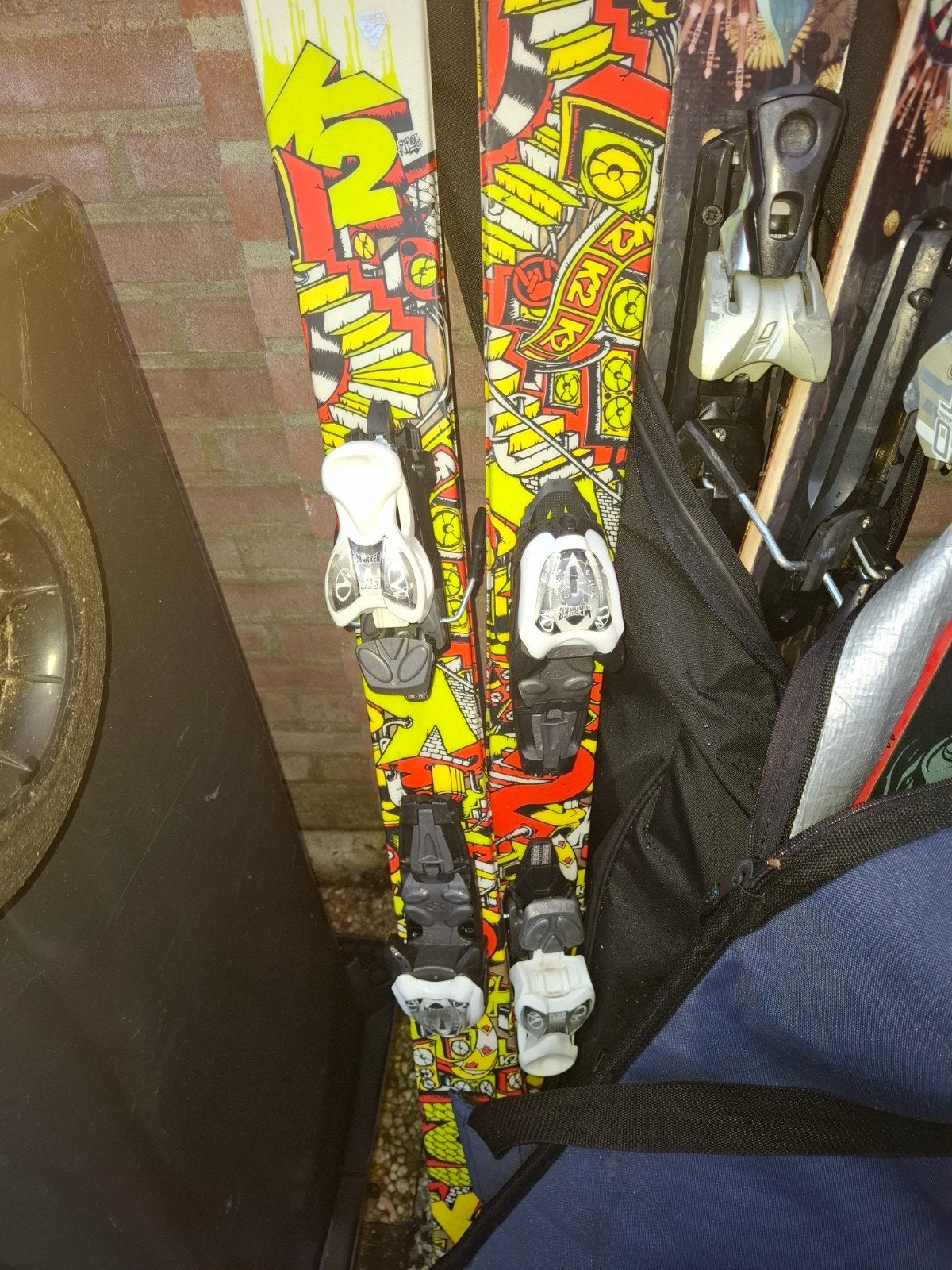K2 Ski's met bindingen - Kleurrijk en klaar voor de piste, 140 tot 160 cm, Gebruikt, Ophalen of Verzenden, Skiën