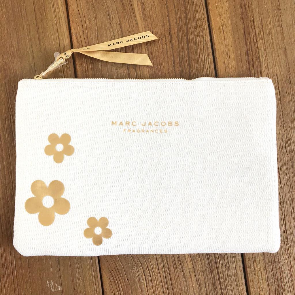 Marc Jacobs Fragrances Make-up Tasje - Wit met Bloemen, Gehele gezicht, Wit, Nieuw, Ophalen of Verzenden