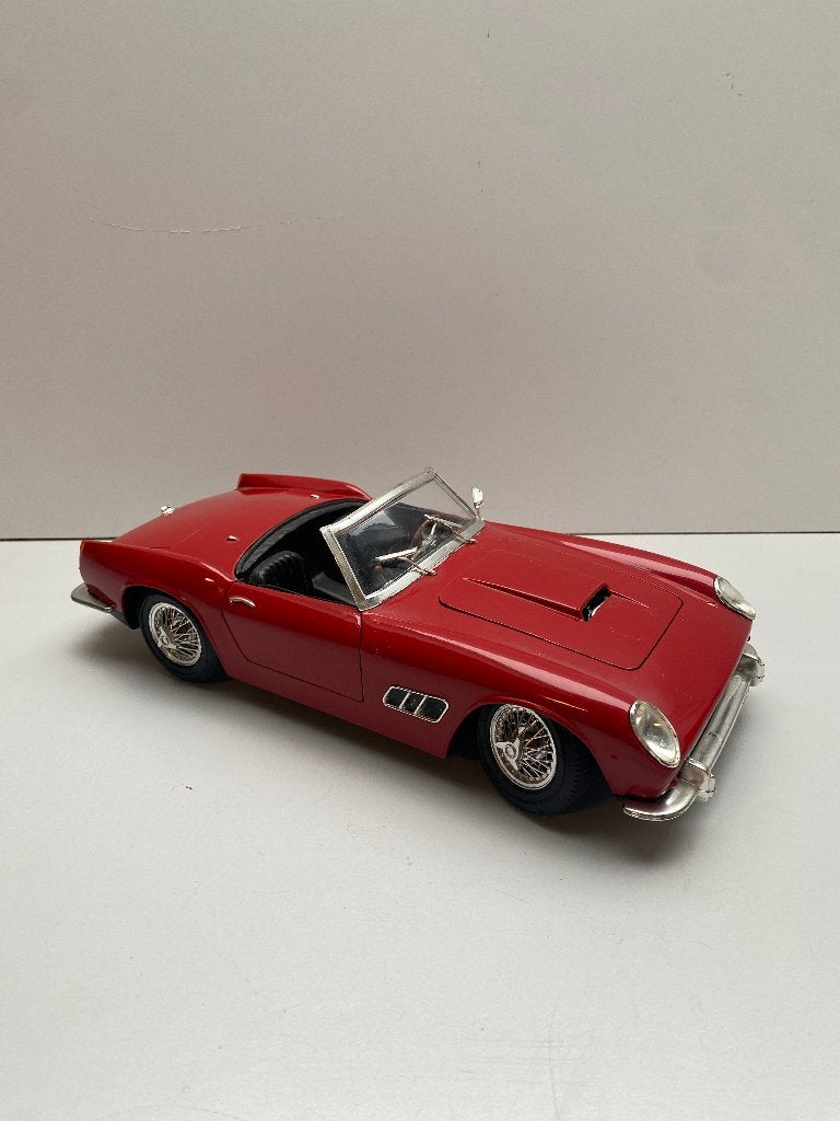 modelauto Tonka Polistil 1:16 Ferrari 250 California In Doos, Hobby en Vrije tijd, Ophalen of Verzenden, Gebruikt, Auto, Overige merken