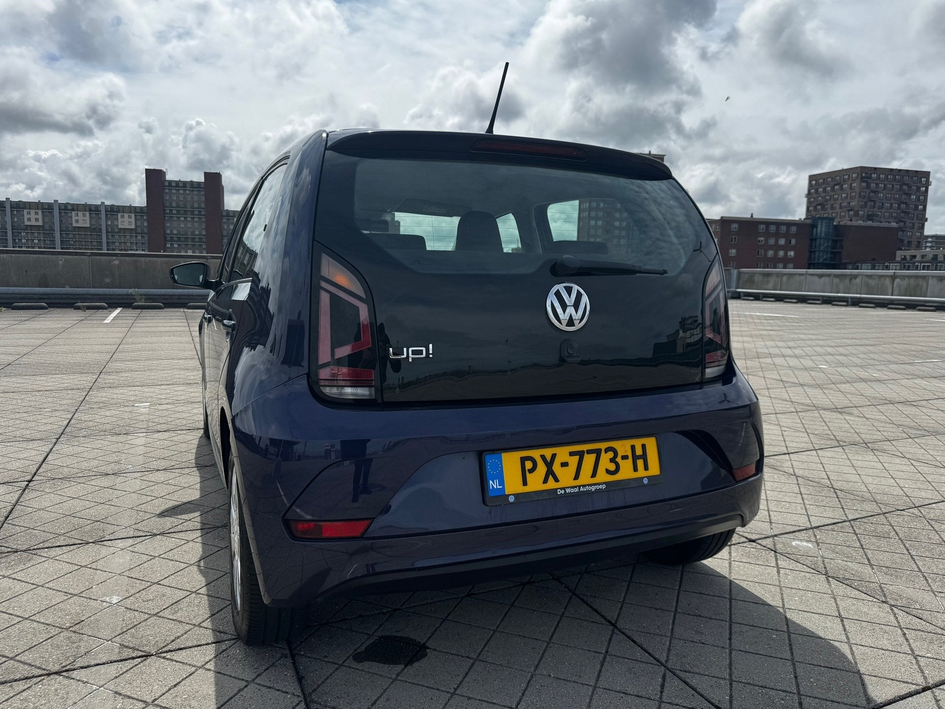 Volkswagen Up! 1.0 BMT move up! AIRCO LED NAP DEALERONDERH., Auto's, Voorwielaandrijving, Dealer onderhouden, Stof, Gebruikt