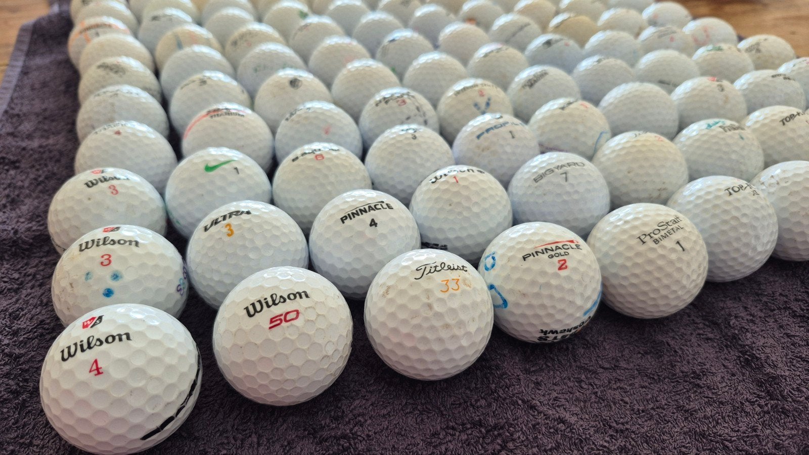 Golfballen mix lakeballs 100 stuks, Ophalen of Verzenden, Gebruikt, Bal(len), Overige merken