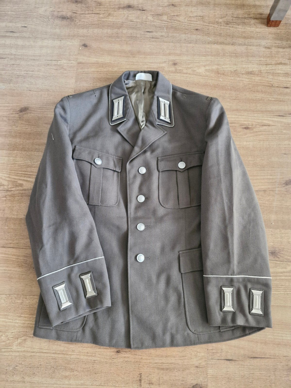 Vroege ddr nva paradejas, Ophalen of Verzenden, Landmacht, Duitsland, Kleding of Schoenen