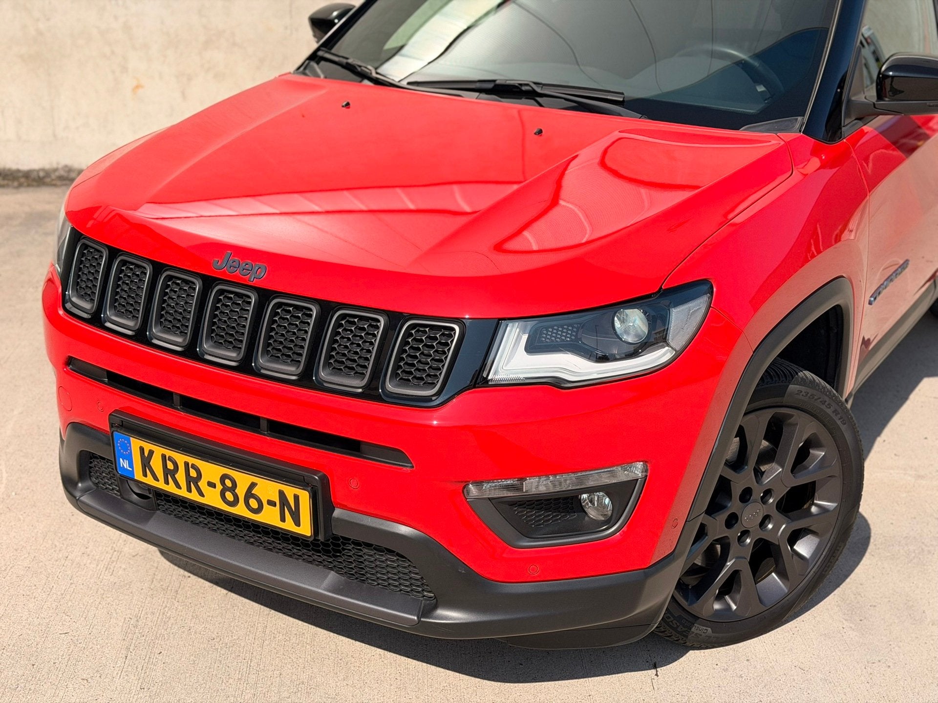 Jeep Compass 4xe 240 Plug-in Hybrid S Pano Trekh. 19'' Leder, Auto's, Jeep, Automaat, 4 cilinders, Bedrijf, Vierwielaandrijving