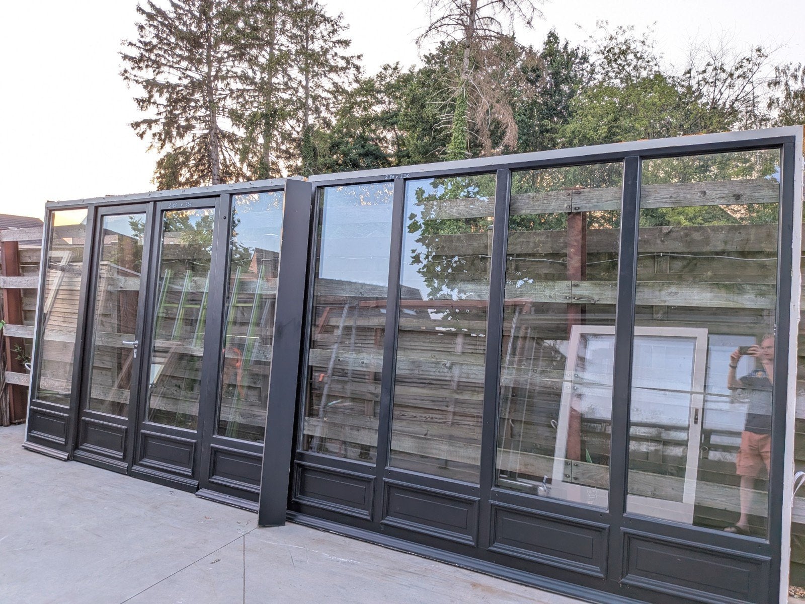 Prachtige Serre KOZIJNEN met DUBBELE DEUREN Hardhout!!!, Ophalen, Zo goed als nieuw, Inclusief glas, 225 cm of meer