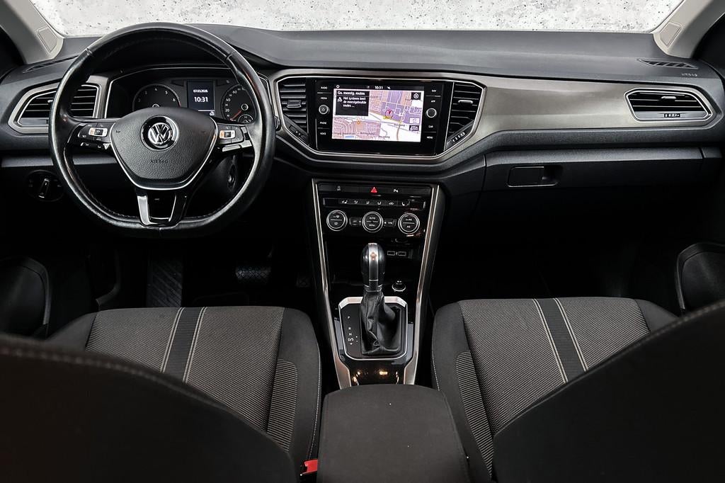 Volkswagen T-Roc 1.5 TSI Style | Trekhaak | Camera | Apple C, Auto's, Volkswagen, Stof, Euro 6, 4 cilinders, 150 pk