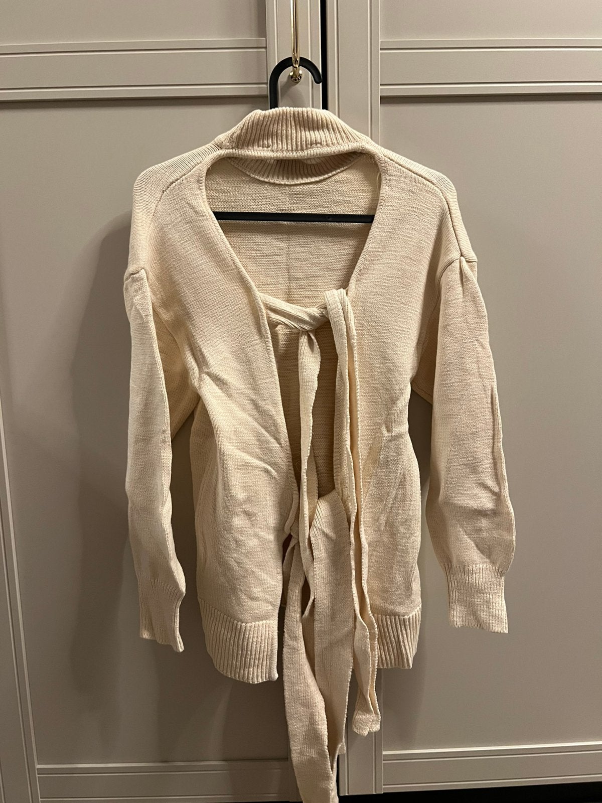 Zara beige gebreide trui open rug striksluiting S nieuw, Kleding | Dames, Truien en Vesten, Ophalen of Verzenden, Nieuw, Maat 36 (S)