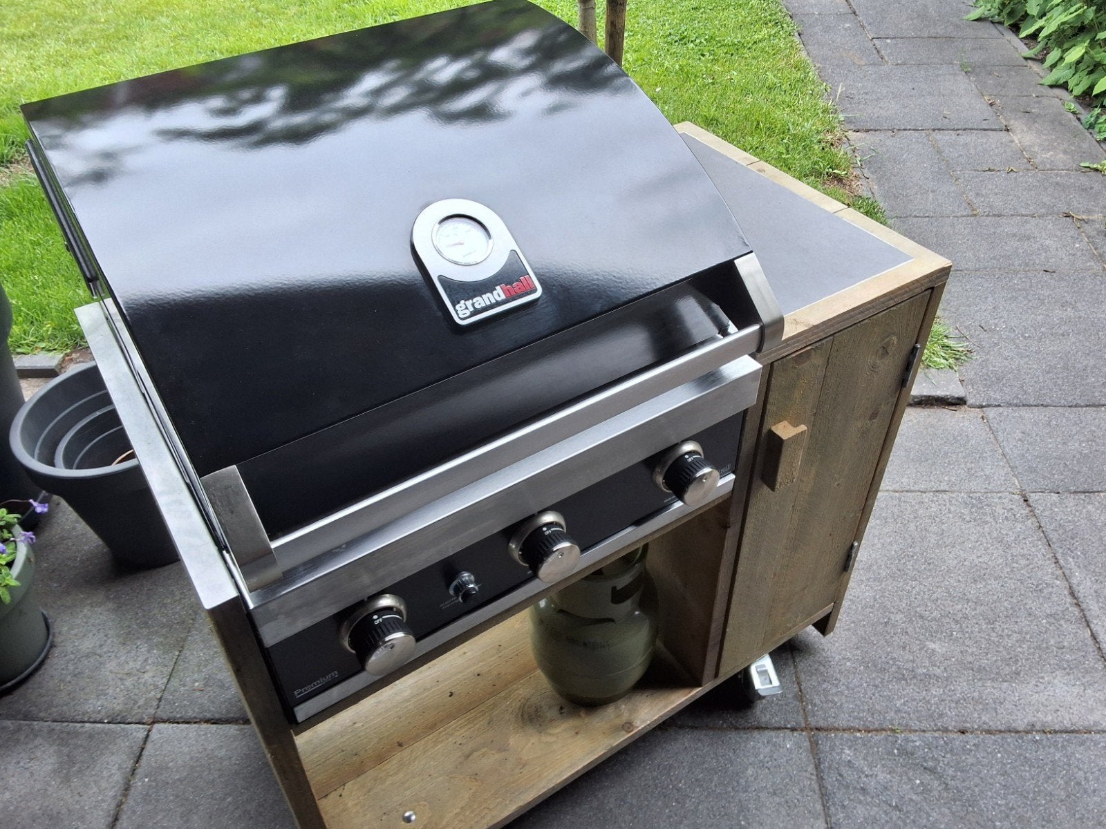 Grandhall bbq, Ophalen, Zo goed als nieuw