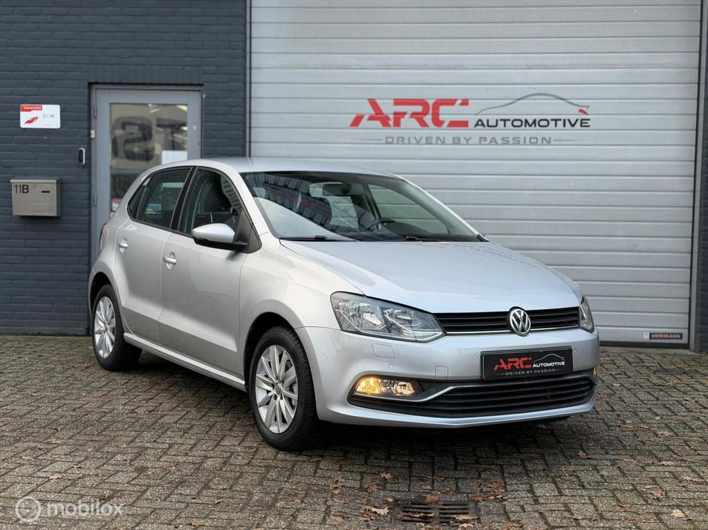 Volkswagen Polo 1.0 Comfortline - PDC/Stoelverwarming/BT, Euro 6, Bedrijf, Handgeschakeld, 955 kg
