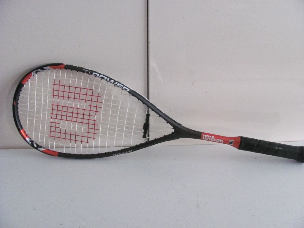 squashracket van Wilson de power titanium, Ophalen of Verzenden, Zo goed als nieuw, Racket, Met hoes