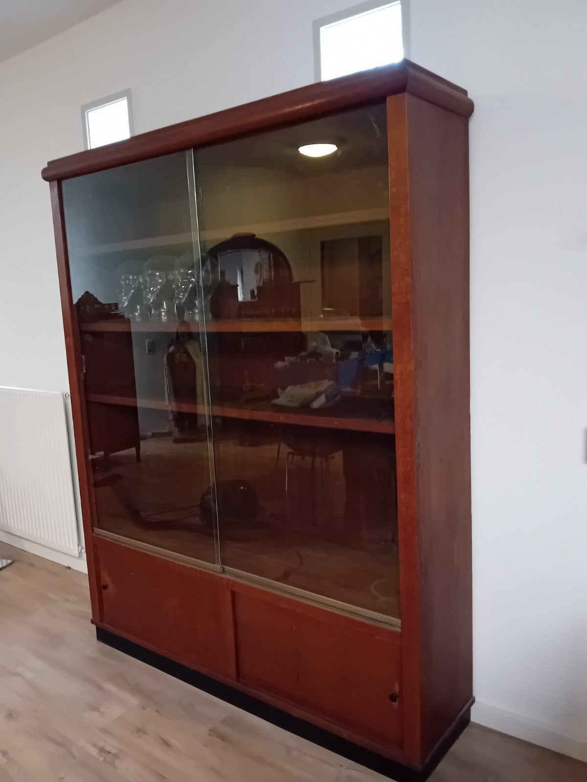 Amsterdamse School Art Deco schoolkast / vitrine 200x156x40, Ophalen