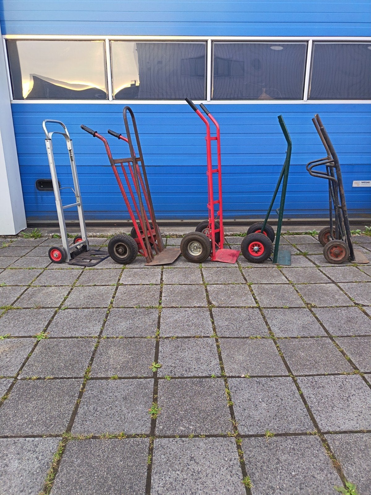 Te koop: steekwagen , steekkar , diverse steekkarren, Minder dan 60 liter, Ophalen, Gebruikt, Steekwagen