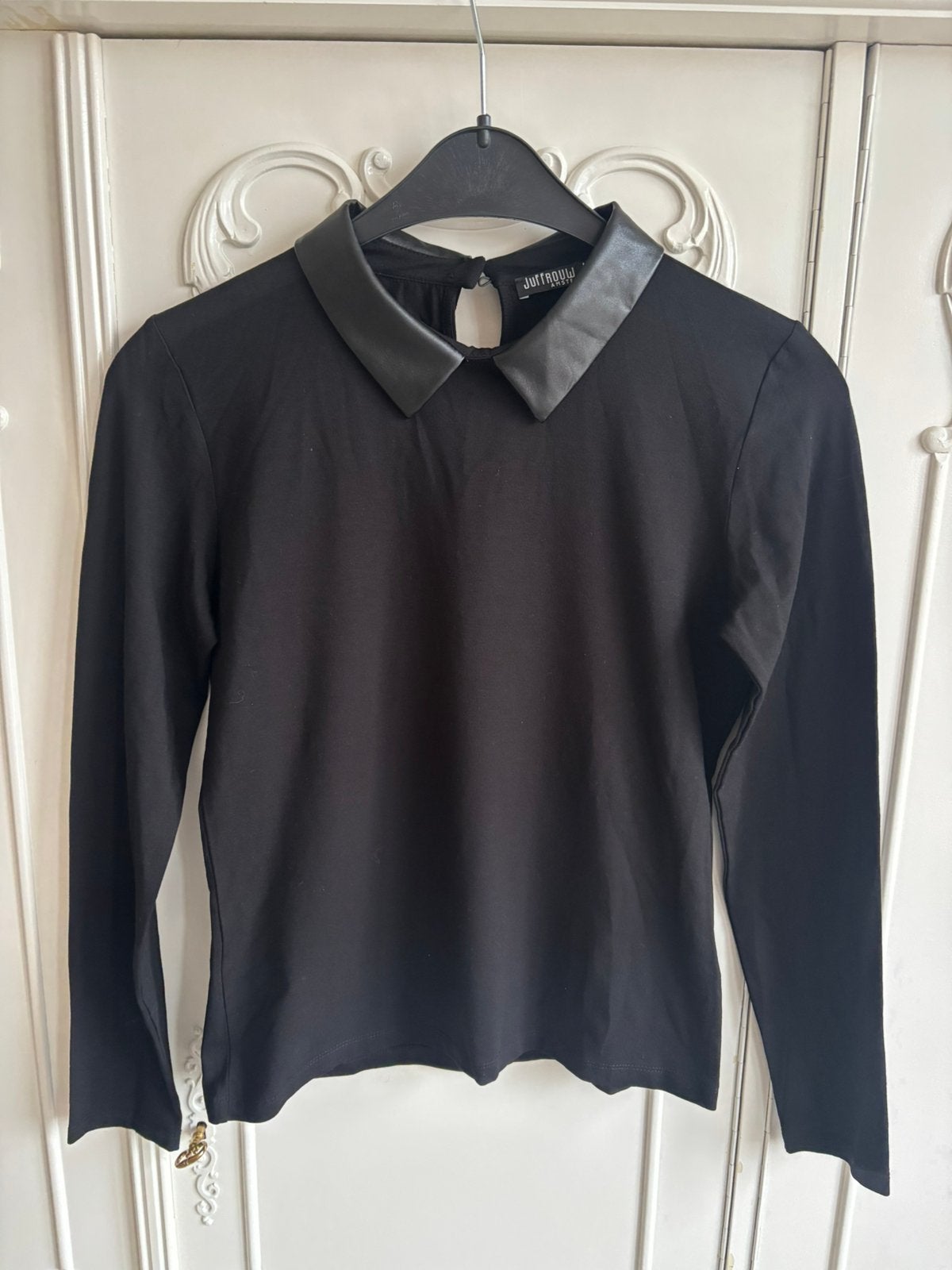 Nieuw zwart shirt Juffrouw Jansen maat M, Maat 38/40 (M), Zwart, Nieuw, Ophalen of Verzenden