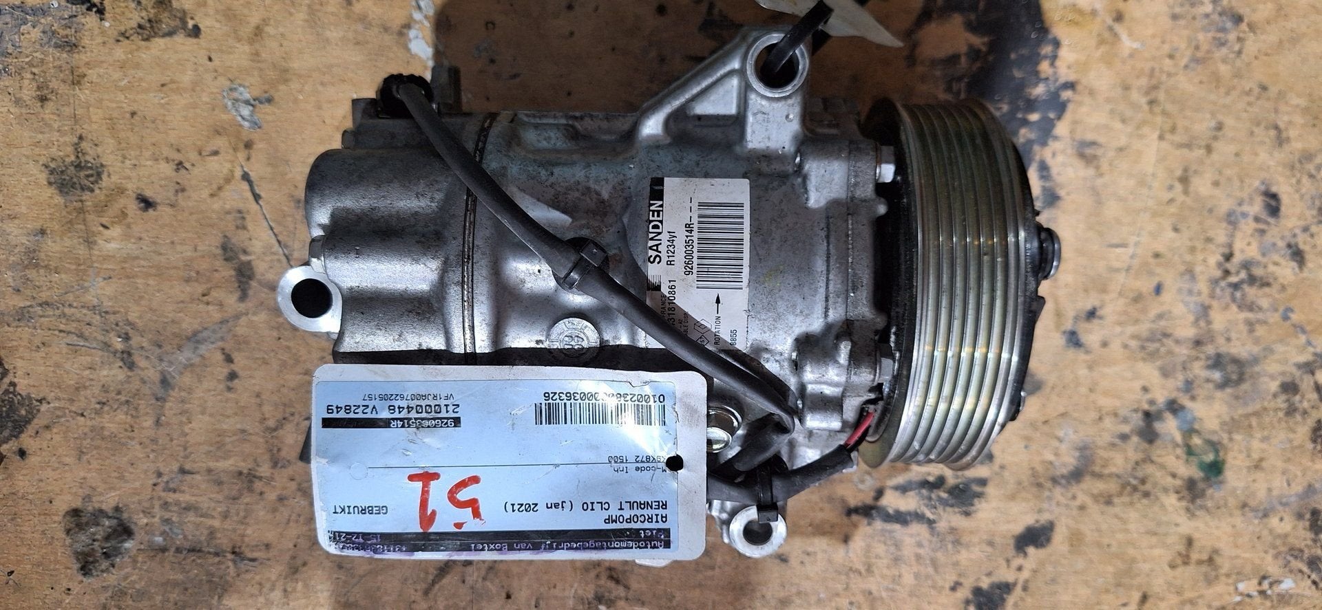 Renault Clio (januari 2021) Sanden aircopomp 926003514R, Gebruikt, -, -, Ophalen of Verzenden