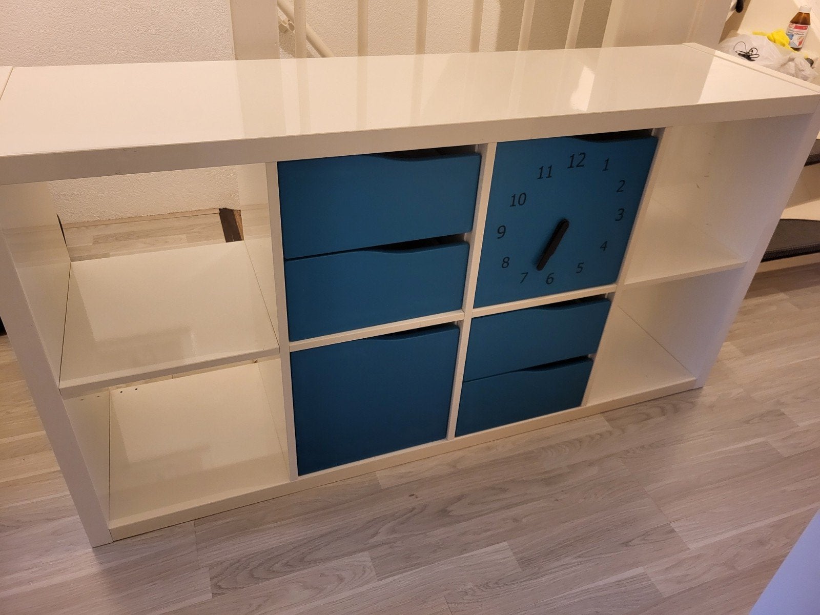 ikea vakjeskast 176x40x67 met diverse lades en klok, Ophalen, Groen, Zo goed als nieuw, Opbergmeubel