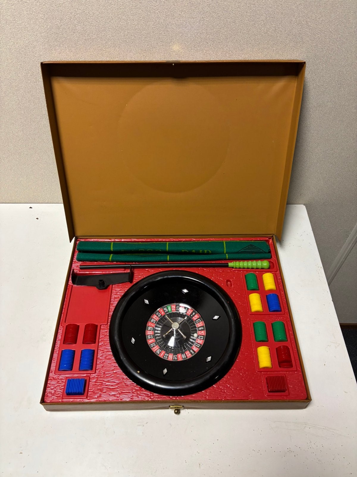 Roulette tafel, Ophalen, Nieuw