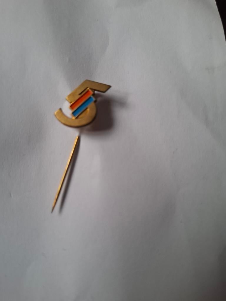 Air Holland Vliegtuig Maatschappij Speldje Pin, Ophalen of Verzenden, Gebruikt, Transport, Speldje of Pin