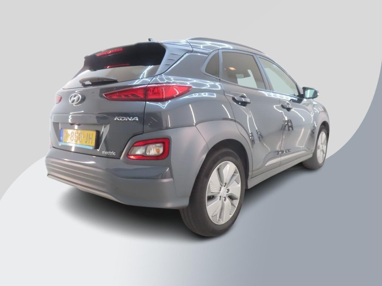 Hyundai Kona EV Fashion 64 kWh | SOH 98,9 % | Warmtepomp | N, Stof, Gebruikt, Verwarmde buitenspiegels, Origineel Nederlands