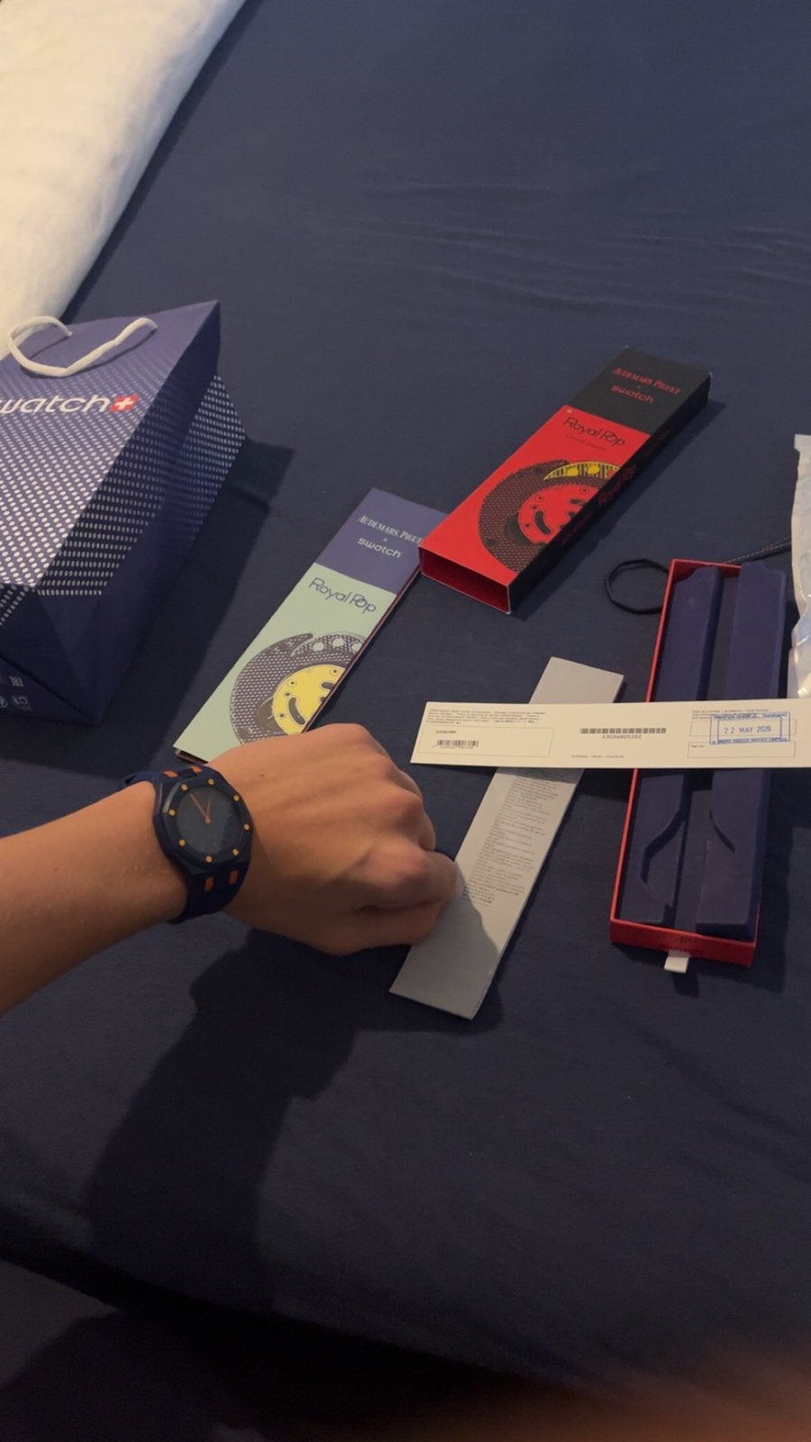 Swatch x Royal Pop Horloge - Nieuw in doos, Kunststof, Verzenden, Polshorloge, Swatch