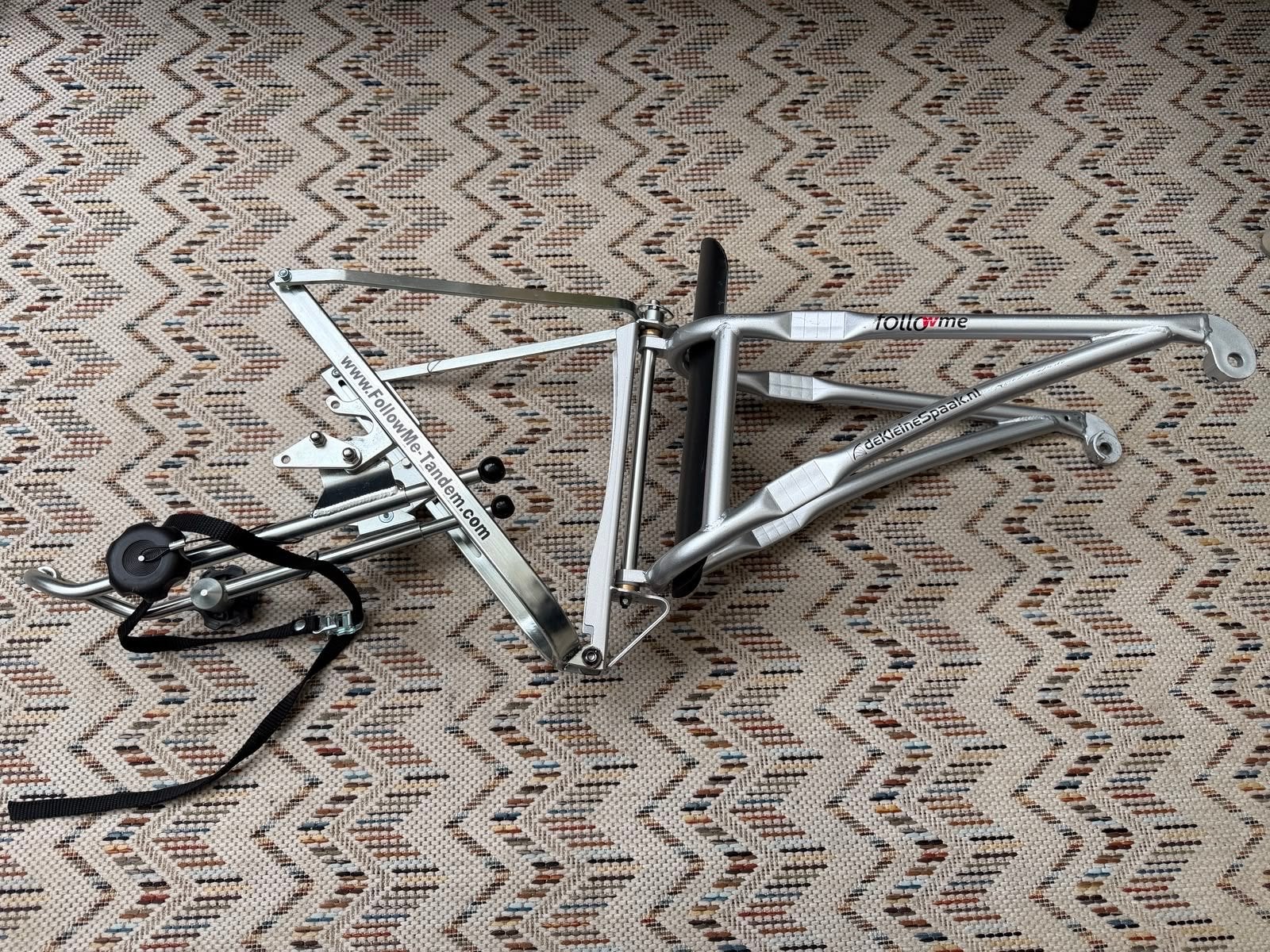 FollowMe-Tandem met 2 steekassen, Ophalen, Zo goed als nieuw, Aanhangfiets, 20 tot 40 kg