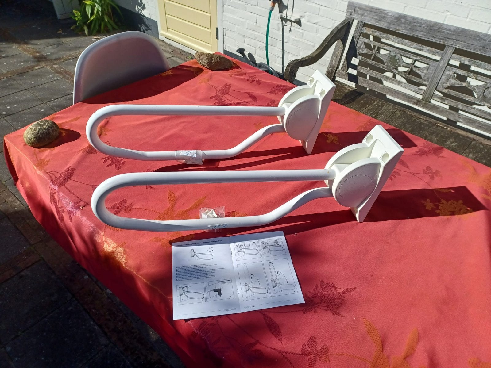 Twee LINIDO toiletbeugels - 70 cm. SPOTPRIJS!, Ophalen, Nieuw