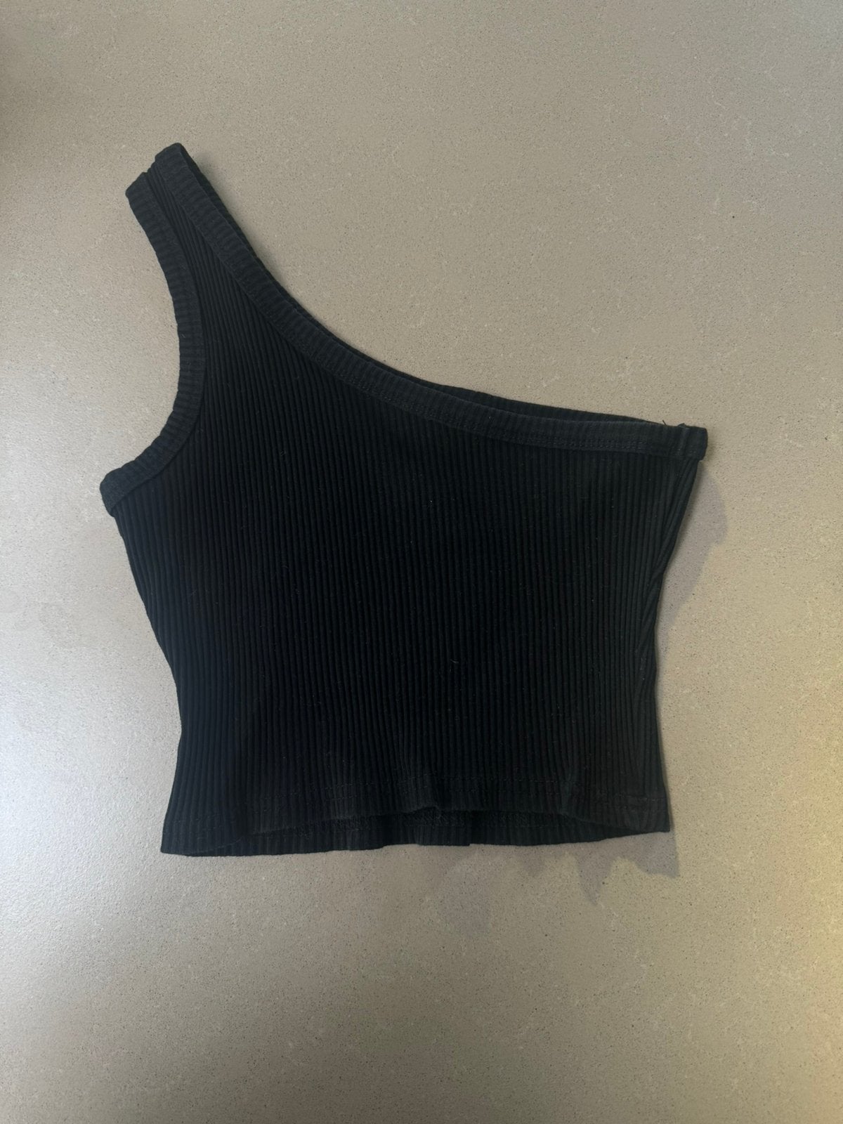 Leuke zwarte one shoulder top - Maat 36/S, Zwart, Ophalen of Verzenden, Zo goed als nieuw, Maat 36 (S)