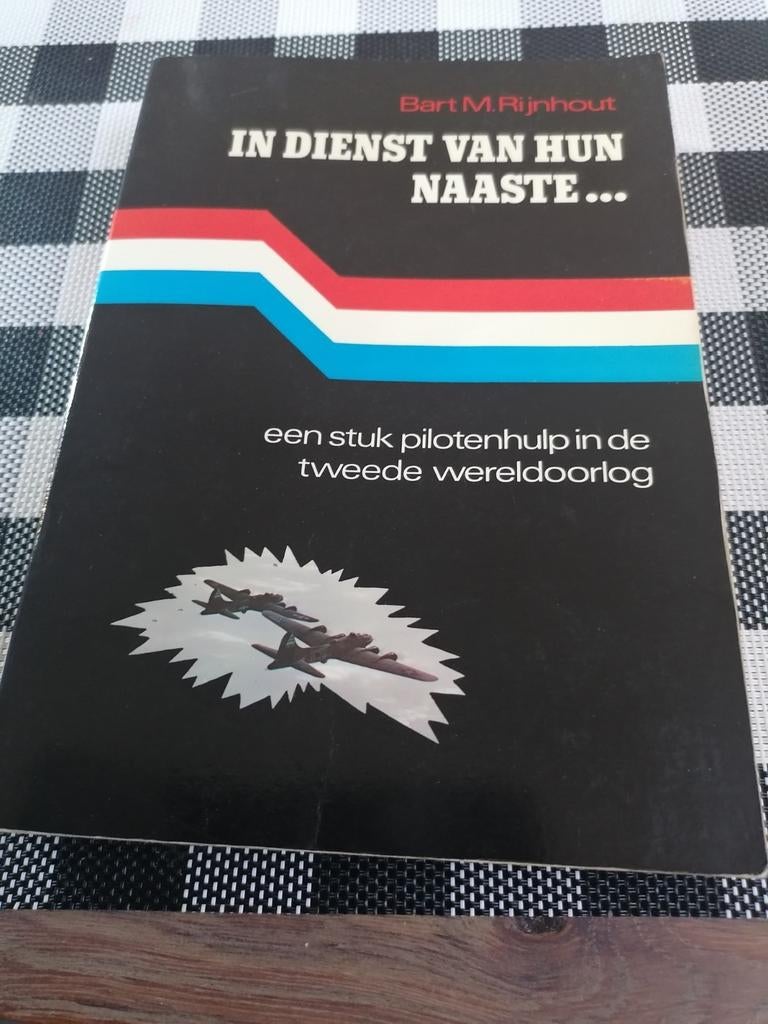 In dienst van hun naaste b rijnhout, Ophalen of Verzenden, Tweede Wereldoorlog, Gelezen, B rijnhout