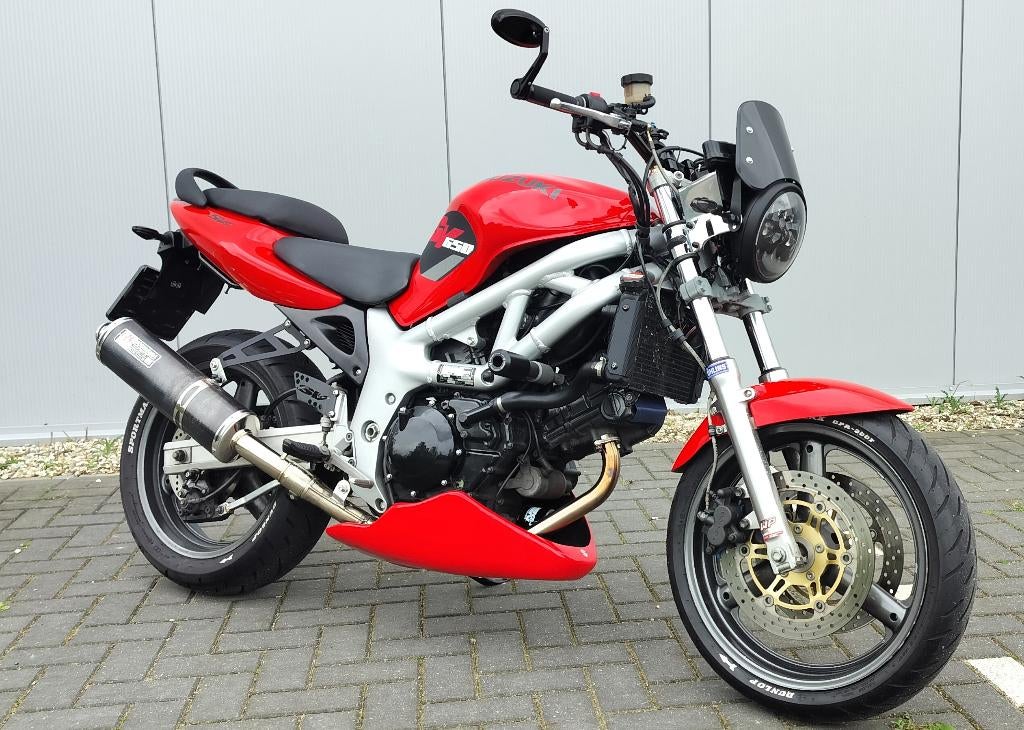 Suzuki SV 650 uit 2000, Sportuitlaat, 2 cilinders, Motorrijbewijs A, Gebruikt