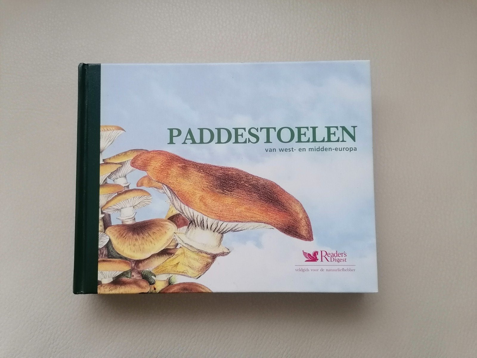 Paddenstoelen van West- en Midden-Europa - Veldgids, Ophalen of Verzenden, Zo goed als nieuw, Overige onderwerpen