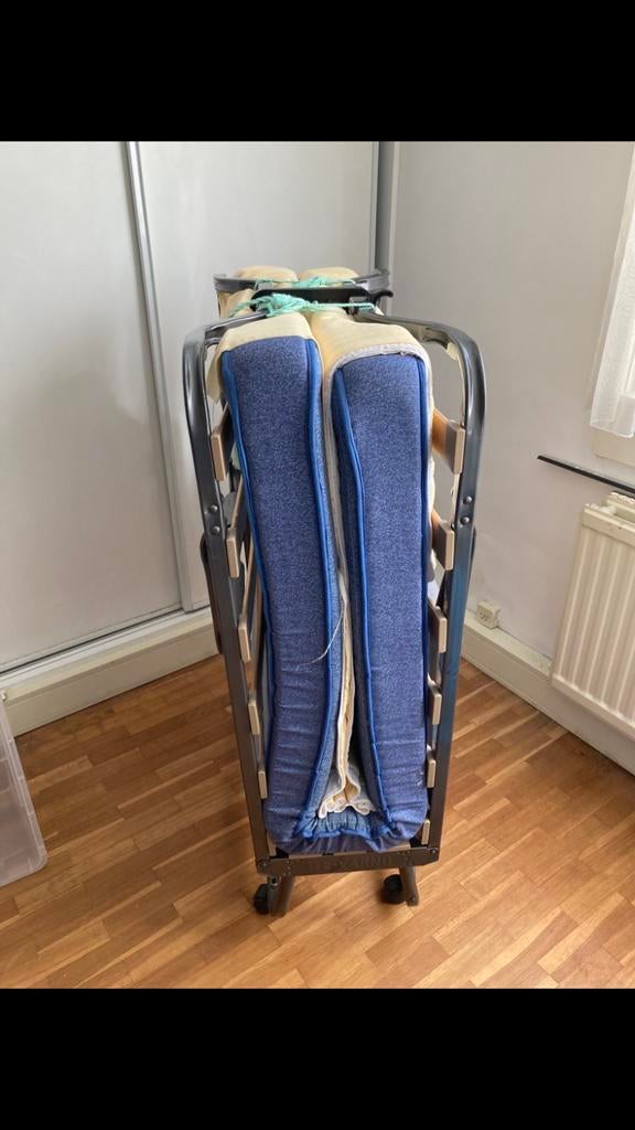 Logeerbed, Ophalen, 90 cm, Eenpersoons, Zo goed als nieuw