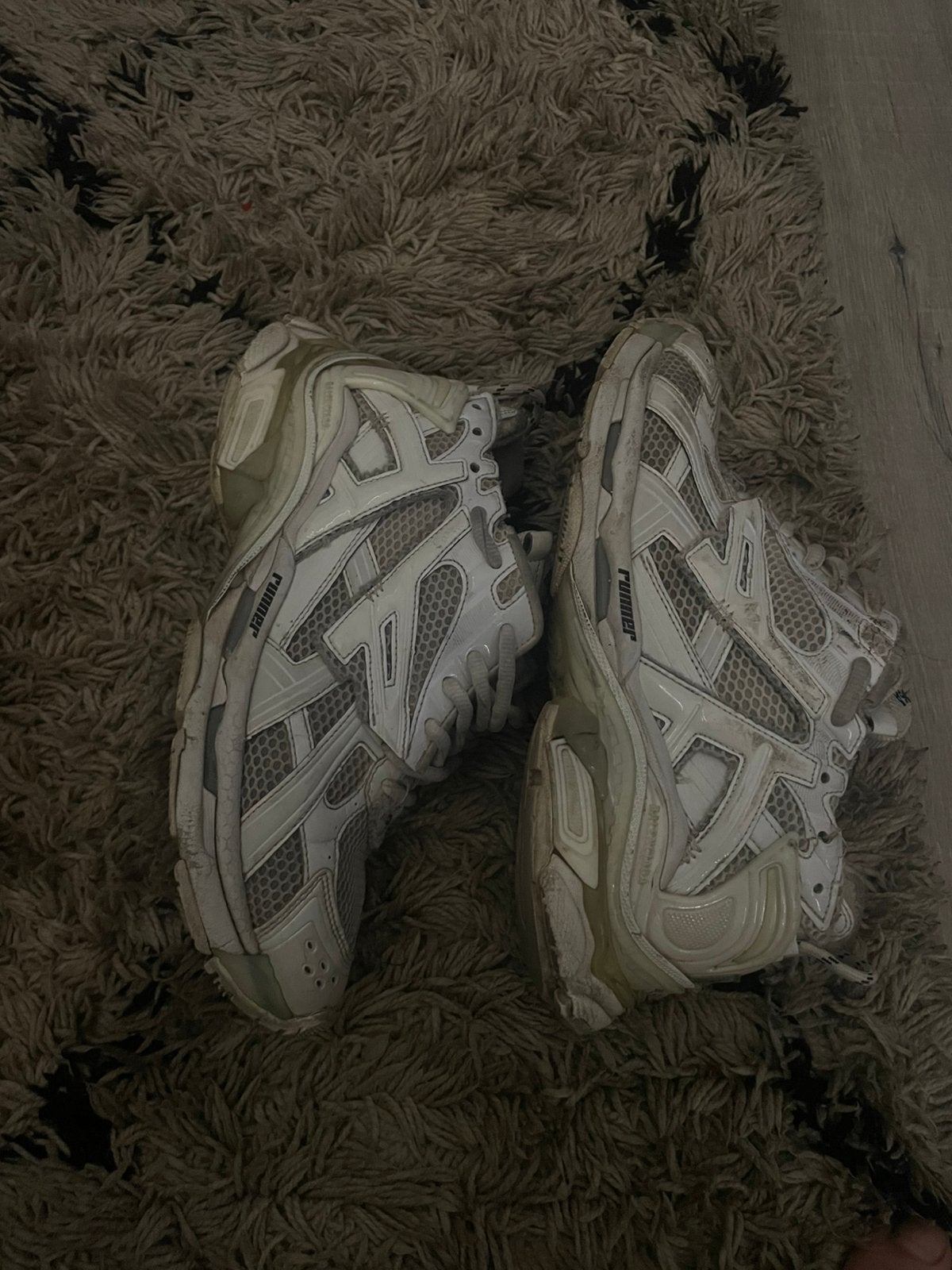 Balenciaga runner, Ophalen, Wit, Sneakers of Gympen, Gedragen