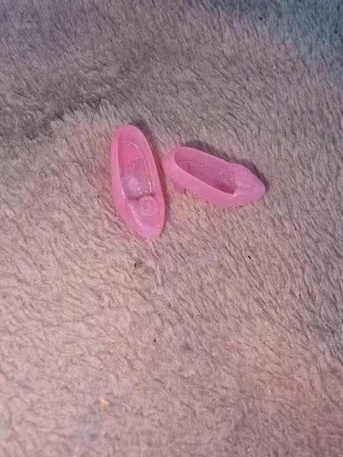 Roze Barbie schoentjes met hakje, Ophalen of Verzenden, Gebruikt