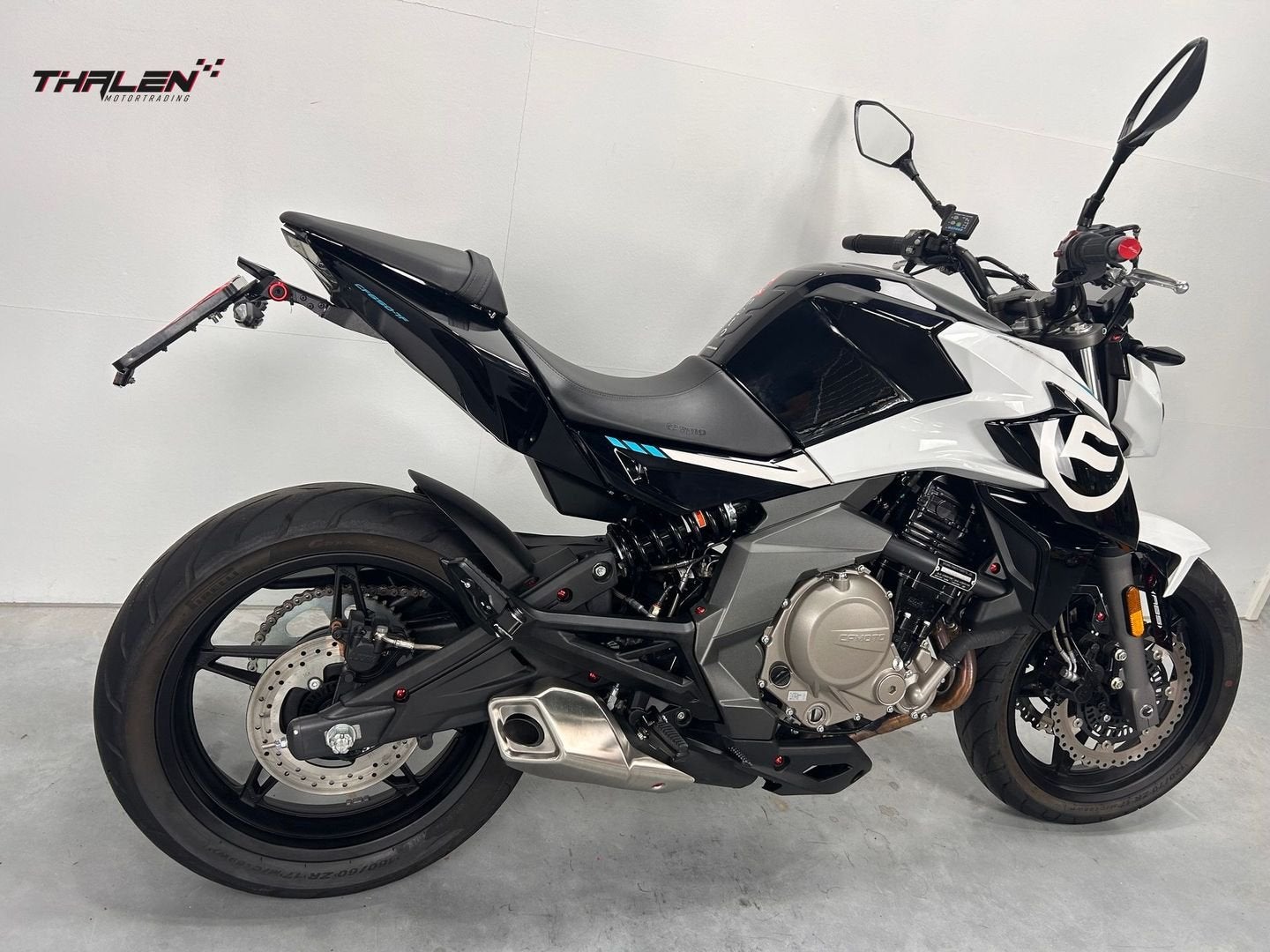CFMOTO CF 650 NK (bj 2022) km3400 (ER6N ER6 MT07 CB650), Bedrijf, Onbekend, Meer dan 35 kW, Onbekend