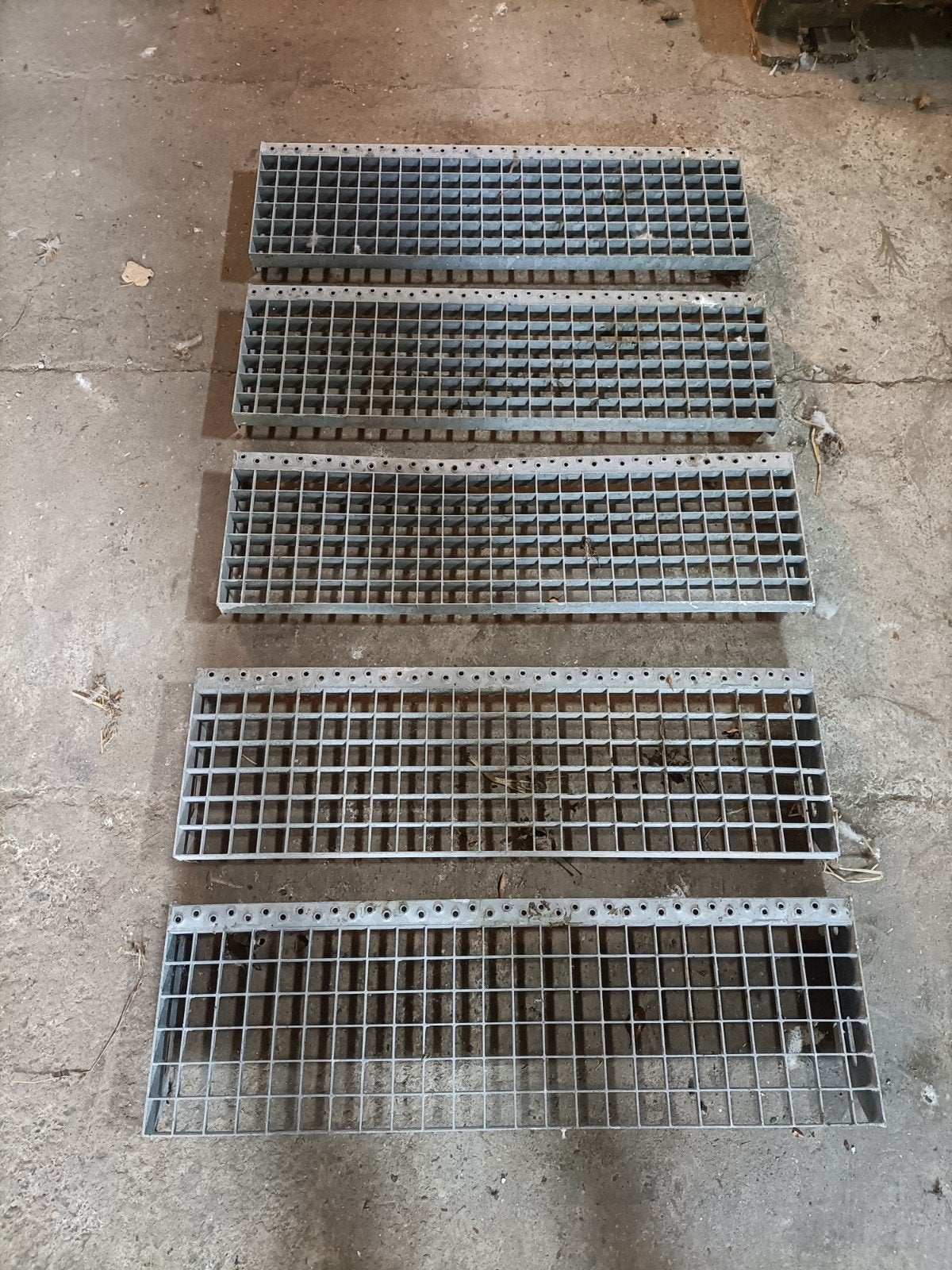 5 metalen traptreden 80x24cm, Ophalen, Minder dan 2 meter