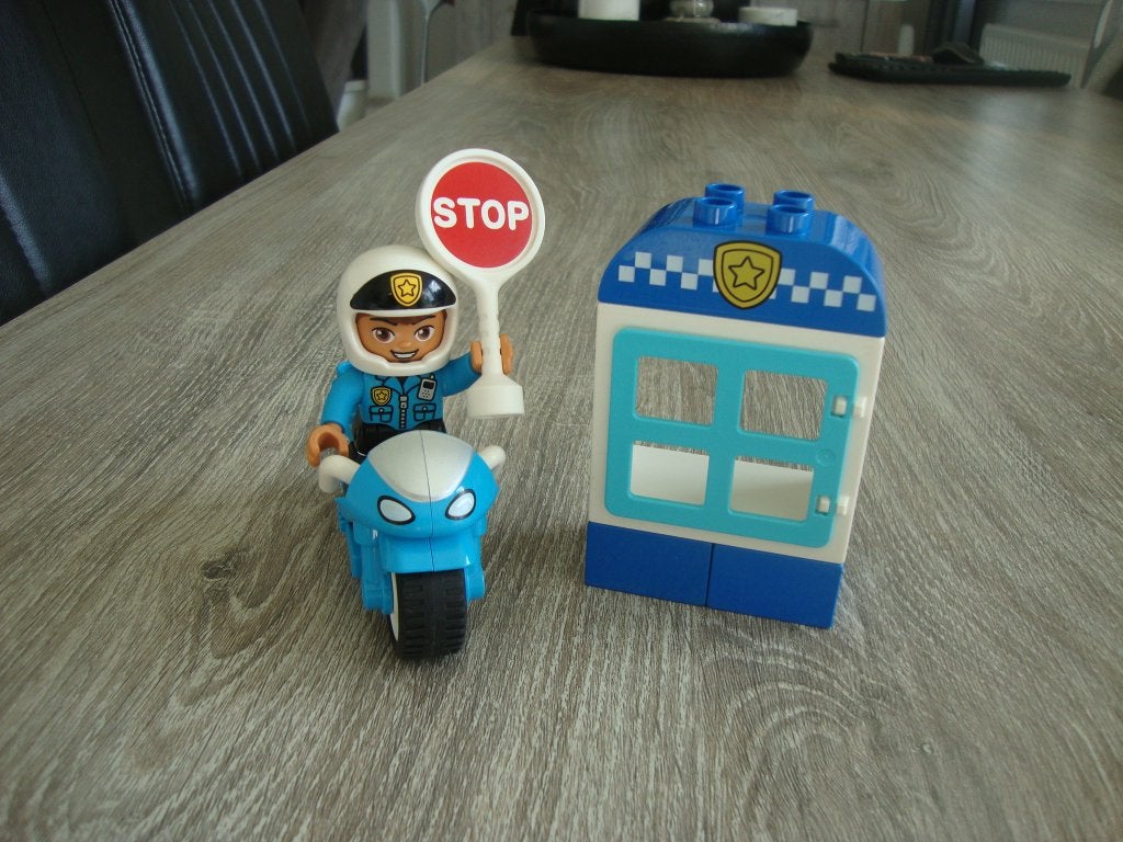 DUPLO Politiemotor - 10900, Compleet, Ophalen of Verzenden, Zo goed als nieuw, Duplo