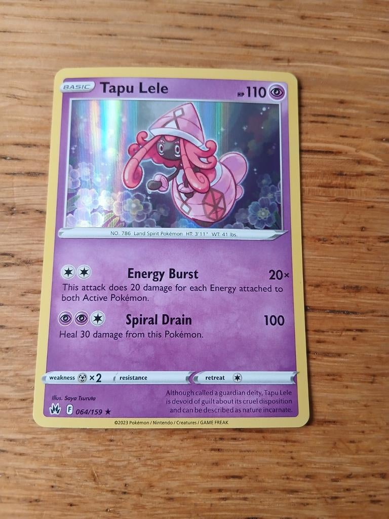 Tapu Lele 064/159, Ophalen of Verzenden, Zo goed als nieuw, Losse kaart, Foil